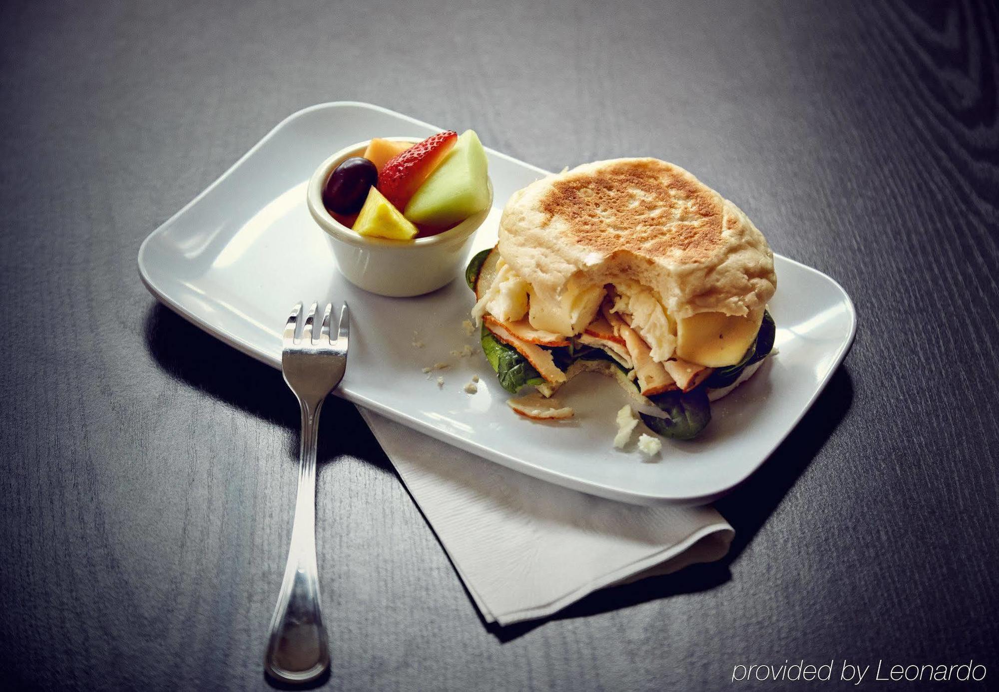 Courtyard By Marriott Providence Warwick Hotel Bagian luar foto